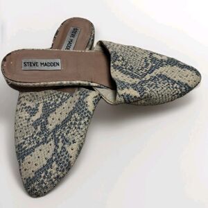 Steve Madden Ally Studded Snake Skin Print Slip On Flats Mules Shoes Size 9